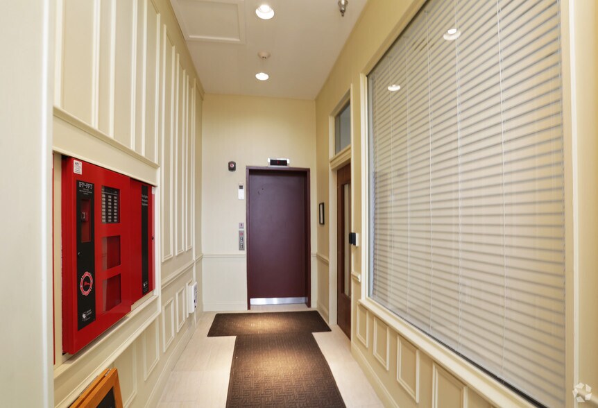 More Photos Of 808 Penn Ave, Pittsburgh Office For Lease