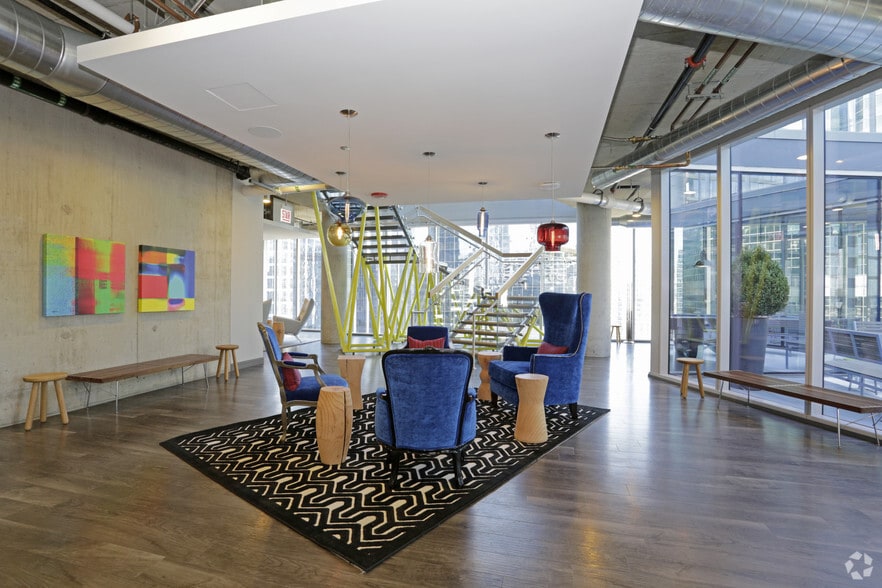 More Photos Of 215 W Lake St, Chicago Apartments For Lease