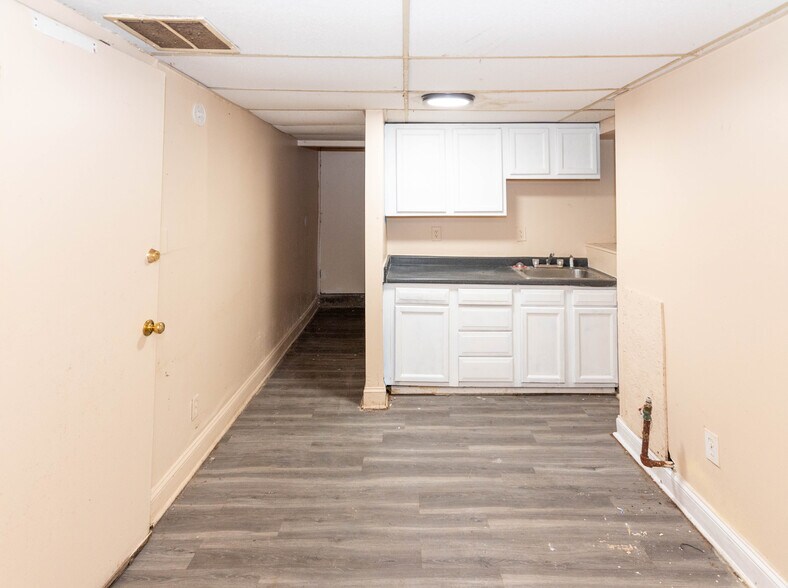 More Photos Of 1611 Gwynns Falls Pky, Baltimore Apartments For Sale