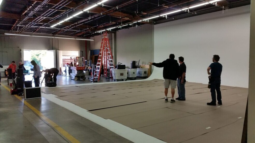 More Photos Of 5301 Exchange St, Los Angeles Service For Lease