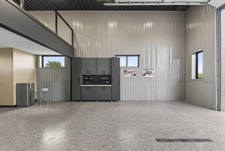 More Photos Of 7060 Kagan Avenue NE, Otsego Warehouse For Sale