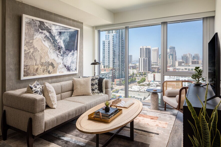 More Photos Of 601 11th Ave, San Diego Apartments For Lease