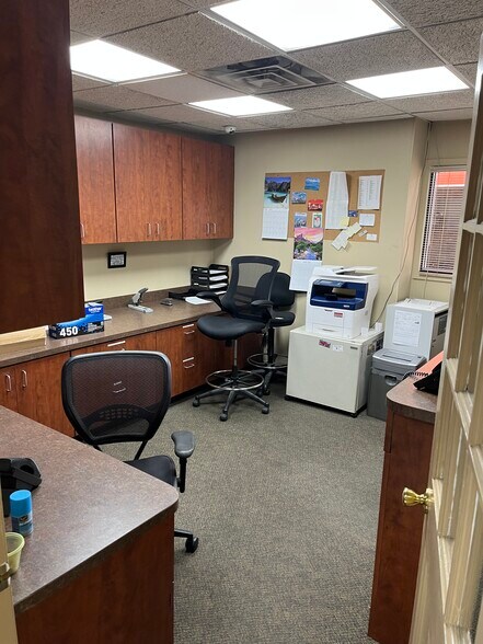 More Photos Of 5013 Park St, Jacksonville Auto Repair For Sale