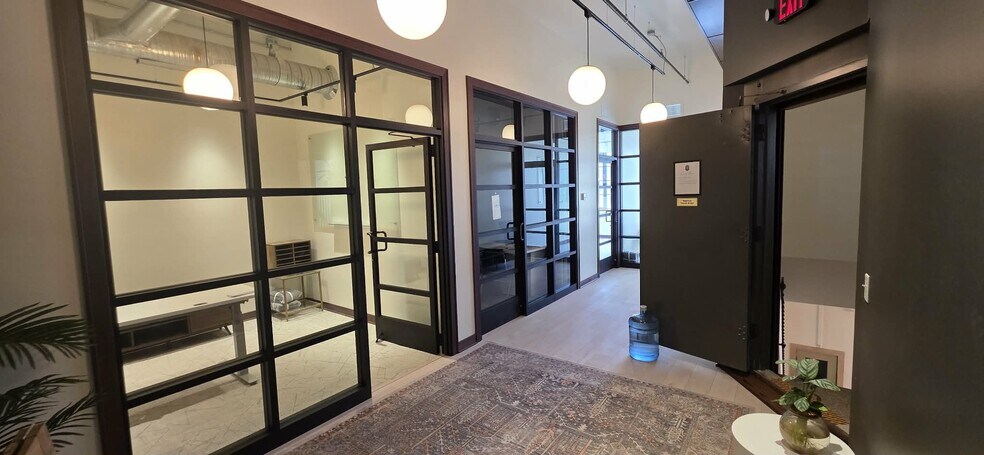 More Photos Of 201 S Broadway Ave, Albert Lea Loft Creative Space For Lease