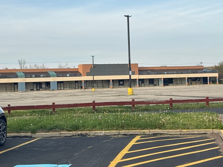 More Photos Of 5537-5597 Salem Ave, Dayton Unknown For Lease