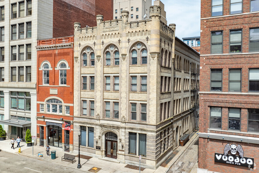 Primary Photo Of 114 E Eighth St, Cincinnati Loft Creative Space For Lease