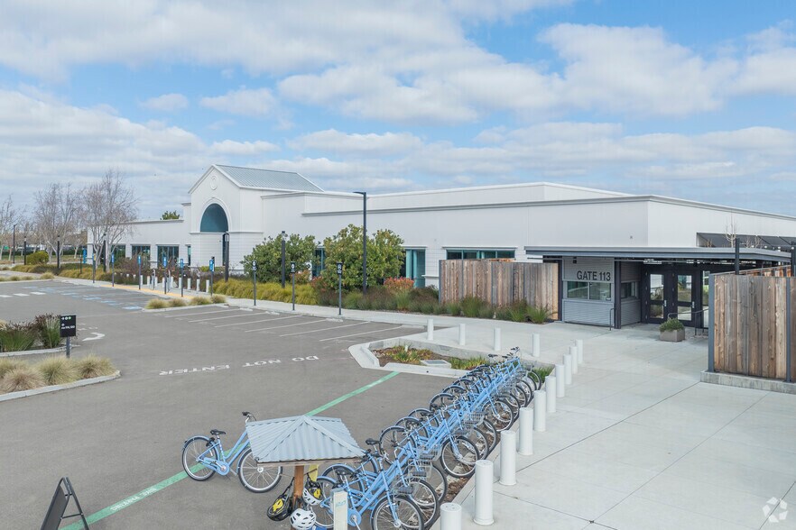 Primary Photo Of 34700 Campus Dr, Fremont Office For Lease
