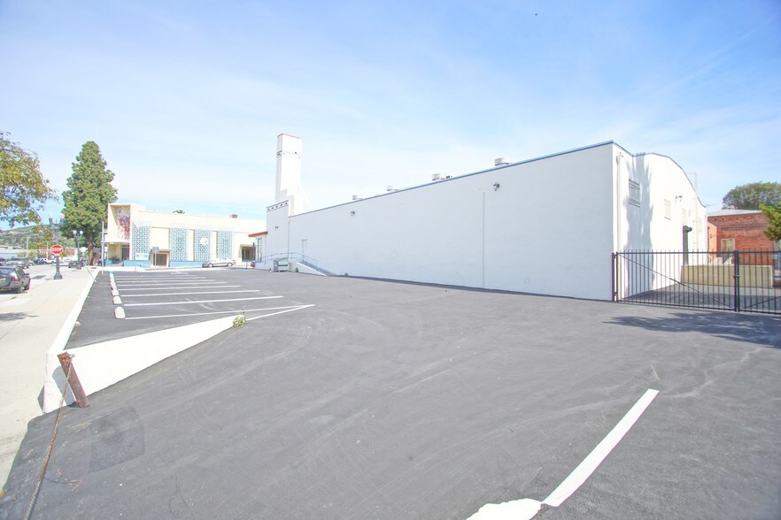 More Photos Of 12908 Bailey St, Whittier Freestanding For Sale