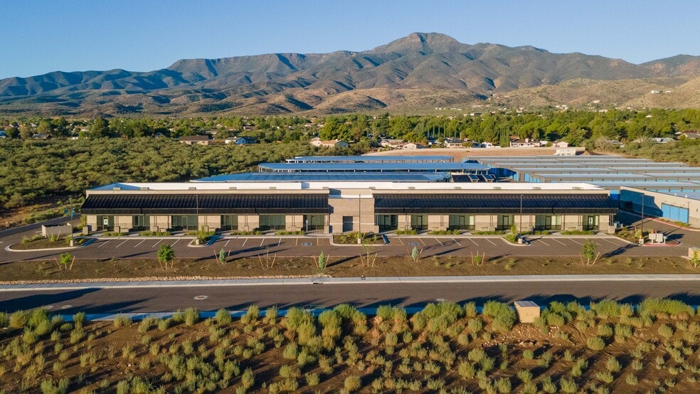 Primary Photo Of 42 N Alamos Dr, Cottonwood Office For Lease