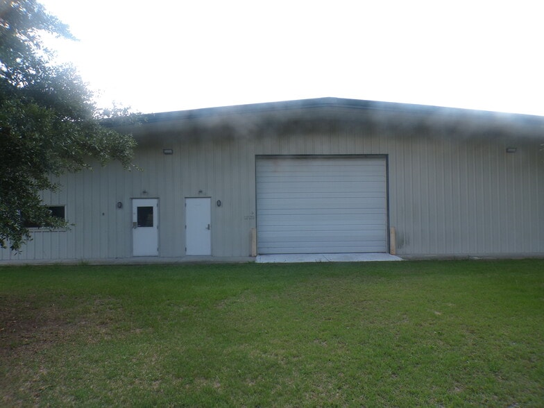 More Photos Of 2991 New Hopewell Rd, Hartsville Industrial For Lease