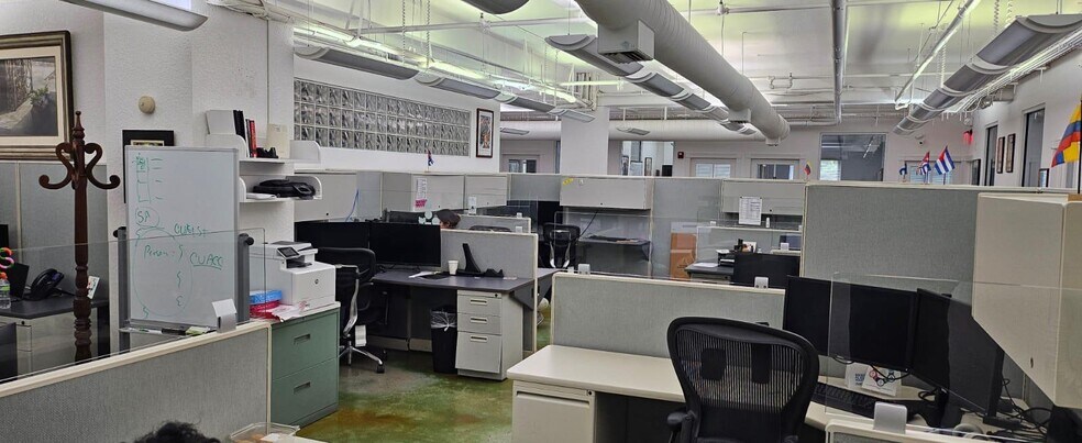 More Photos Of 770 Ponce de Leon Blvd, Coral Gables Office For Lease