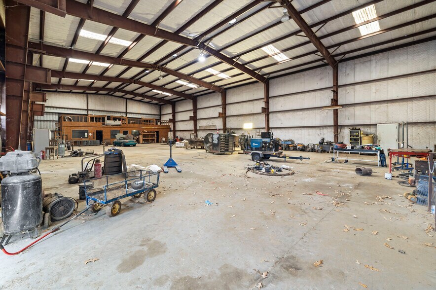 More Photos Of 5678 FM 1249 E, Kilgore Industrial For Sale