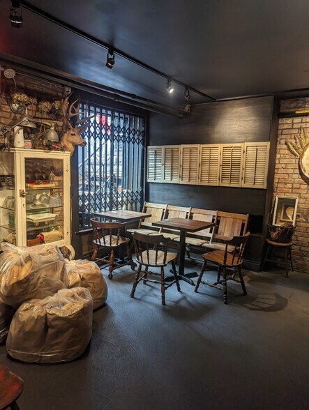 More Photos Of 235 E 53rd St, New York Apartments For Lease