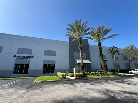 Primary Photo Of 8900 NW 35th Ln, Doral Warehouse For Lease