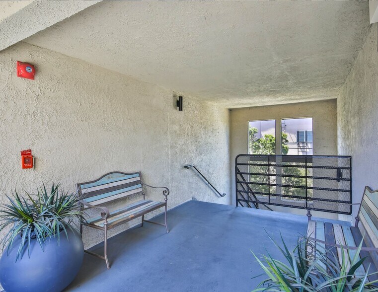 More Photos Of 5325 Denny Ave, North Hollywood Apartments For Sale