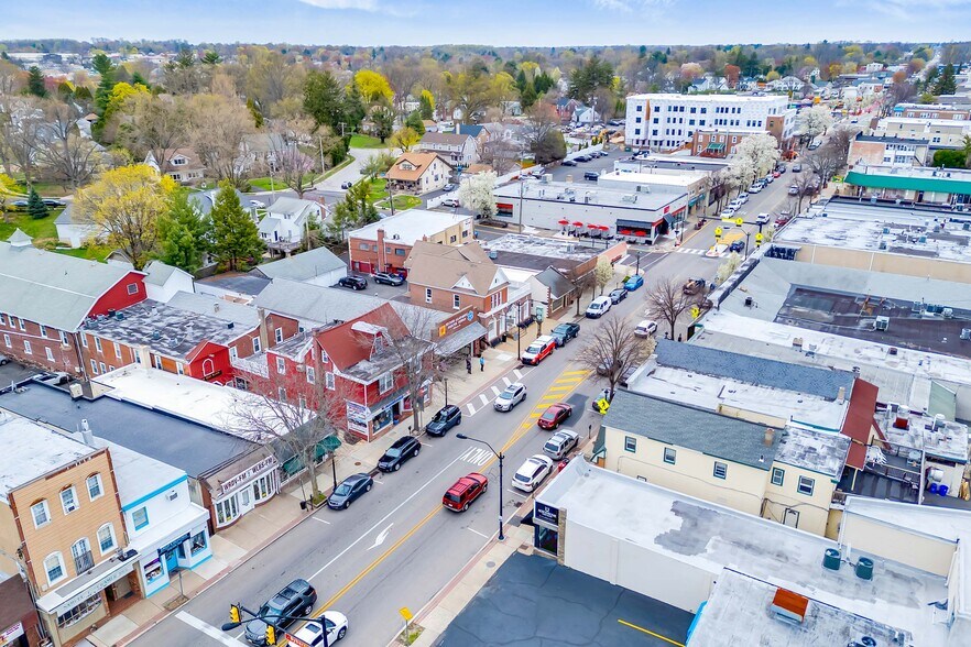 More Photos Of 124 S York Rd, Hatboro Office For Sale