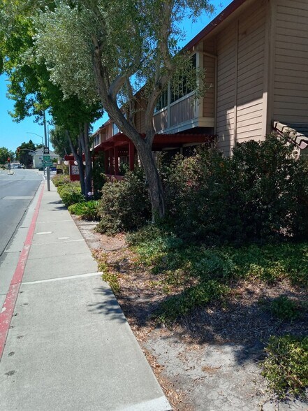 More Photos Of 1660-1690 San Pablo Ave, Pinole Medical For Lease