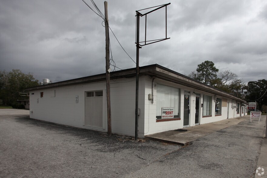 More Photos Of 5609-5611 Timuquana Rd, Jacksonville Unknown For Lease