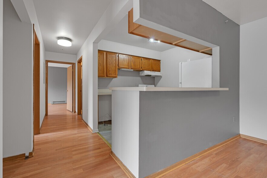 More Photos Of 604-620 E Grant Hwy, Marengo Apartments For Sale