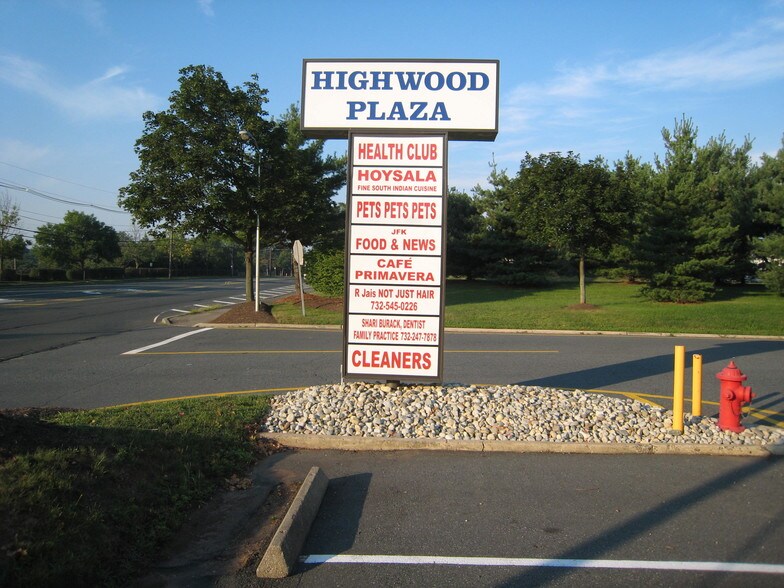 More Photos Of 2 John F Kennedy Blvd, Somerset General Retail For Sale