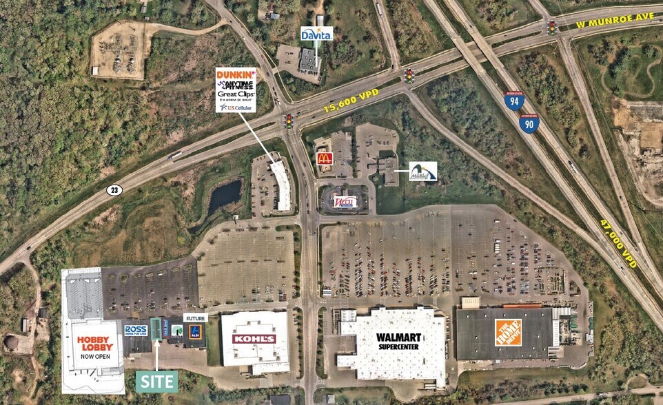 More Photos Of 121 Commerce St, Wisconsin Dells General Retail For Lease