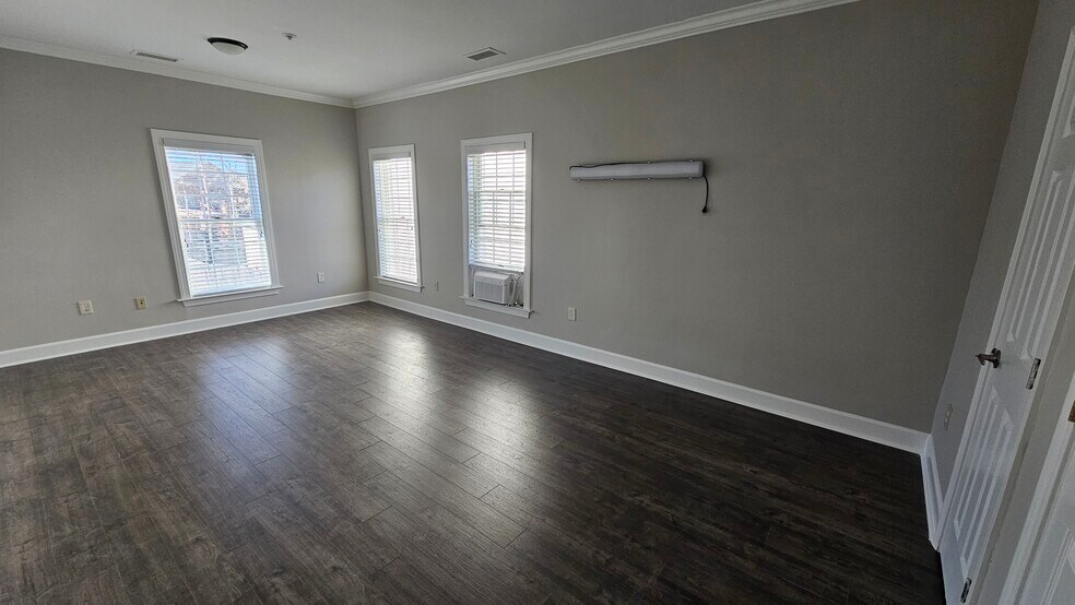 More Photos Of 1830 Peachtree Pky, Cumming Medical For Sale