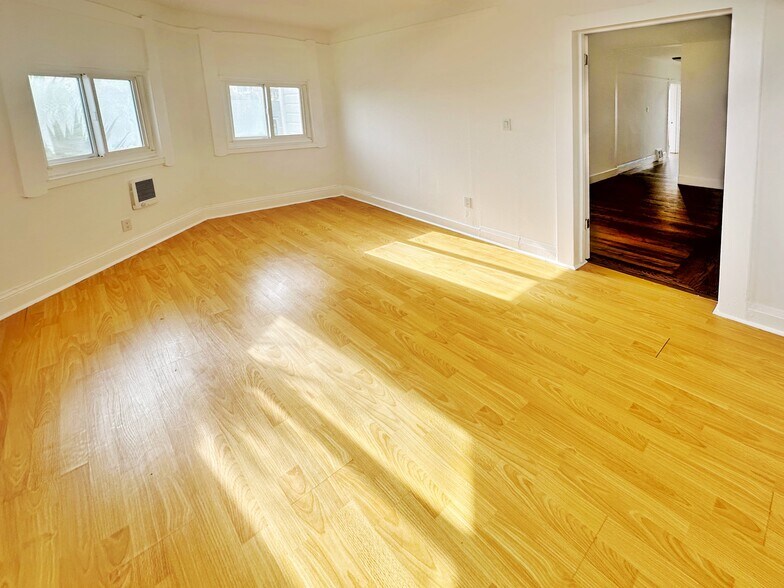 More Photos Of 108 Naglee Ave, San Francisco Apartments For Sale