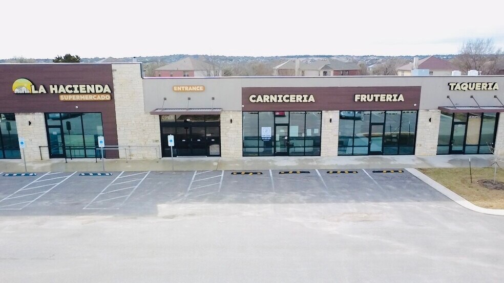 More Photos Of 12621 W Hero Way, Leander Unknown For Lease