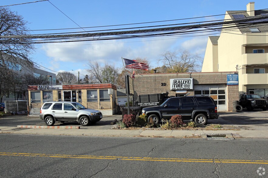 More Photos Of 22 Cross St, Norwalk Auto Repair For Sale