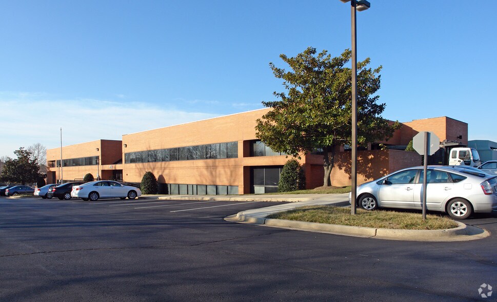 More Photos Of 708 Quince Orchard Rd, Gaithersburg Research And Development For Lease