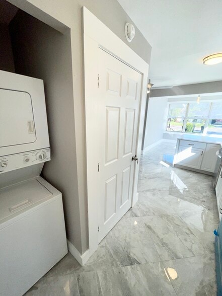 More Photos Of , Saint Petersburg Multifamily For Sale