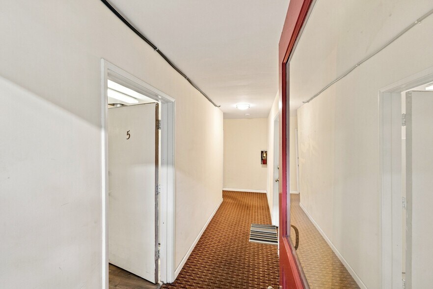 More Photos Of 3732-3744 Grand Ave, Oakland Multifamily For Sale