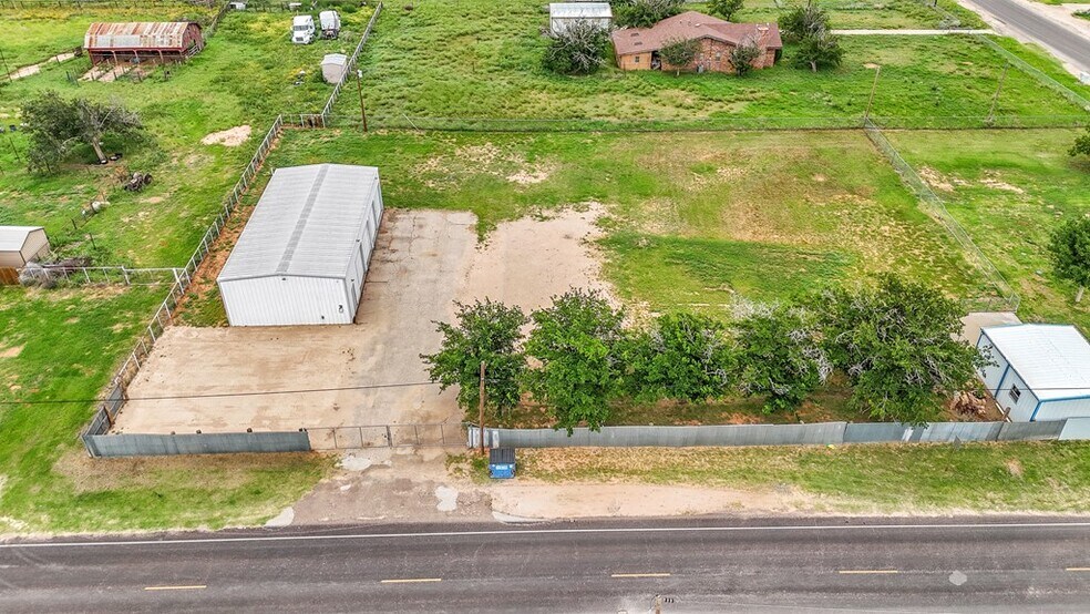 More Photos Of 1418 W County Road 140, Midland Warehouse For Lease