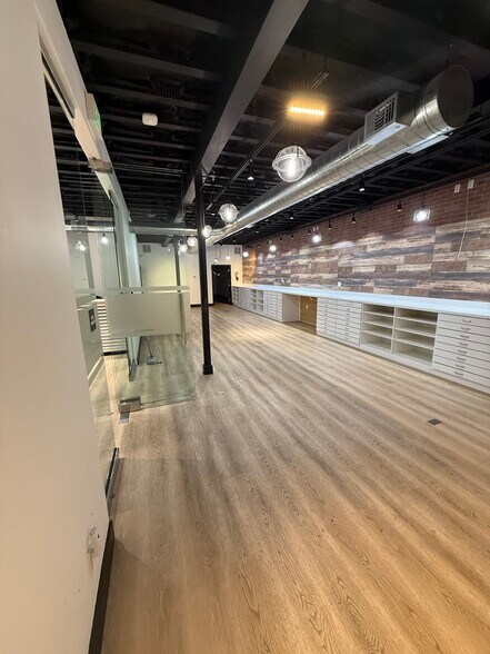 More Photos Of 27820 Dorris Dr, Carmel General Retail For Lease