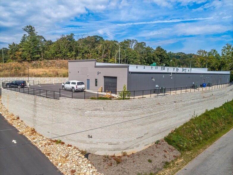 More Photos Of 94 Old Beaverdam Creek Rd, Woodfin General Retail For Lease