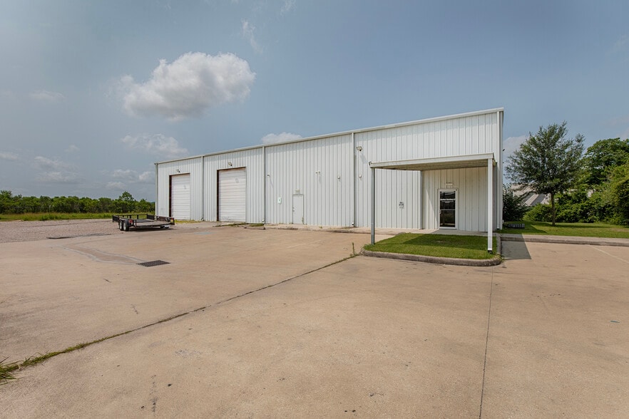 Primary Photo Of 12440 Highway 3, Webster Industrial For Sale