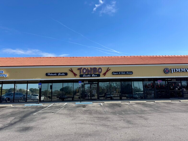 More Photos Of 9304-9324 US Hwy 19 N, Port Richey Unknown For Lease
