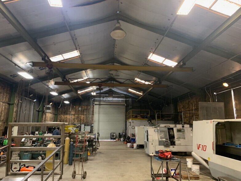 More Photos Of 1601 Mono Dr, Modesto Manufacturing For Sale