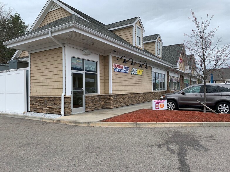 Primary Photo Of 242 Dedham St, Norfolk Convenience Store For Lease