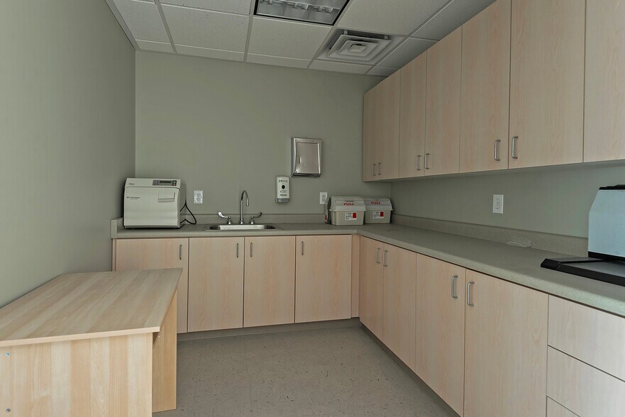 More Photos Of 821 E 400 S, Salt Lake City Storefront Retail Office For Sale