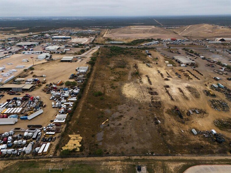 Primary Photo Of 6221 Texas 359 (ABST 0296 POR 32 A), Laredo Land For Sale