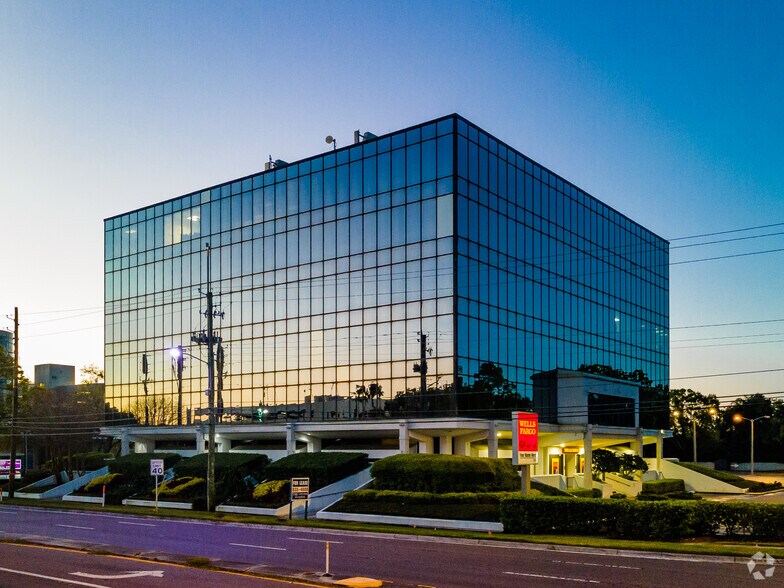 More Photos Of 4950 W Kennedy Blvd, Tampa Office For Lease