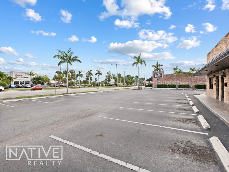 More Photos Of 3451-3481 N Andrews Ave, Oakland Park Storefront Retail Office For Lease