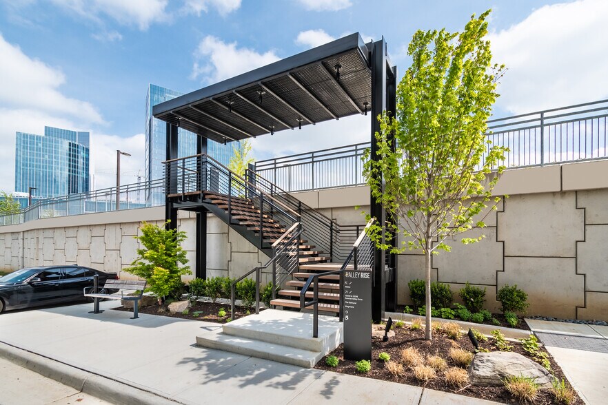 More Photos Of 2002 Edmund Halley Dr, Reston Office For Lease