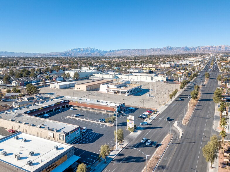 More Photos Of 4601 W Sahara Ave, Las Vegas Unknown For Lease