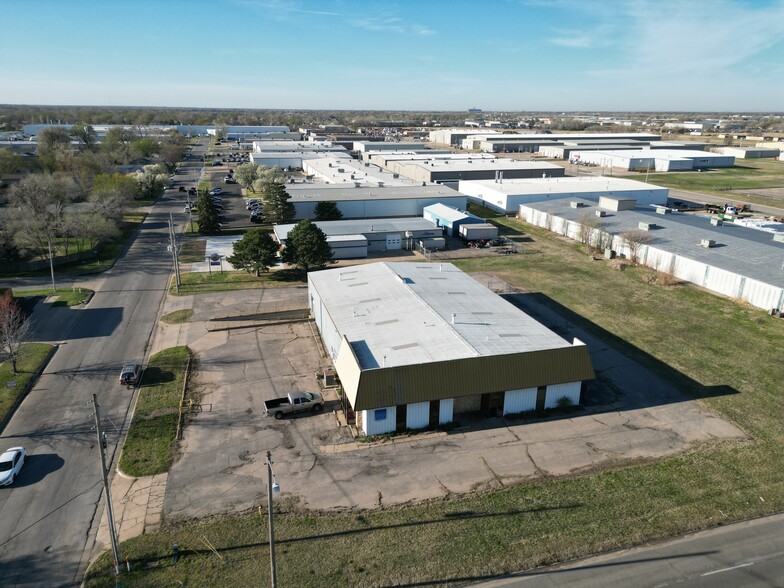 Primary Photo Of 3131 W Pawnee St, Wichita Warehouse For Sale