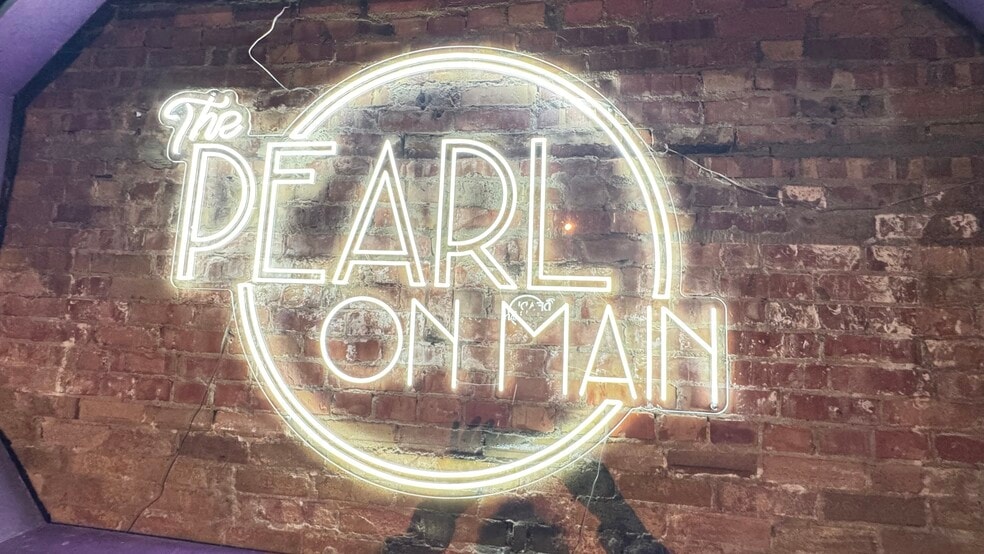 More Photos Of 7711 Main St, Midvale Movie Theatre For Sale