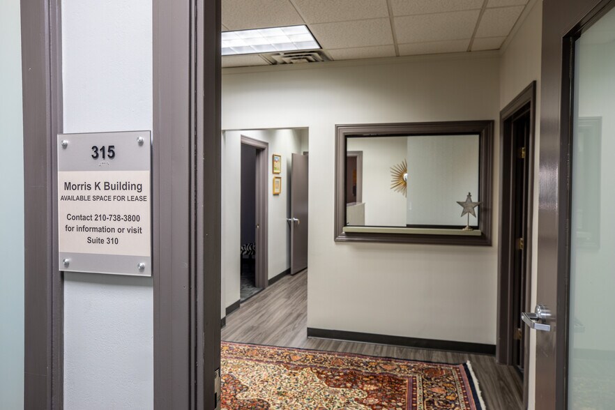 More Photos Of 214-224 Dwyer Ave, San Antonio Office Residential For Sale