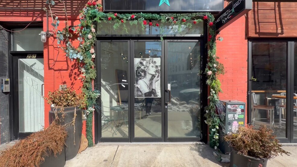 Primary Photo Of 251-253 Metropolitan Ave, Brooklyn Apartments For Lease