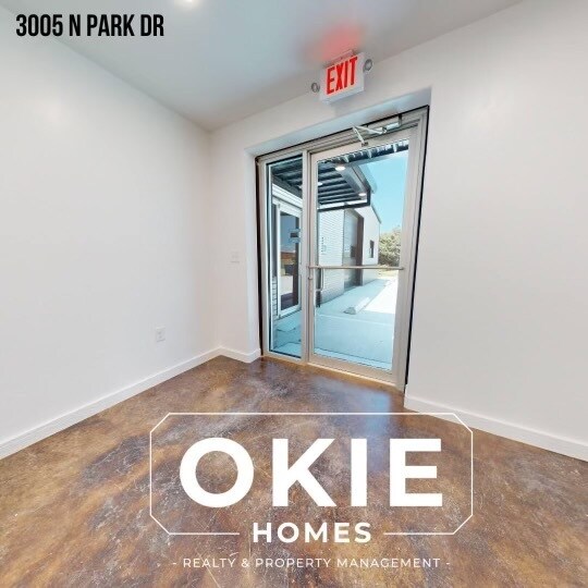 More Photos Of 3003-3005 N Park Dr, Stillwater Industrial For Sale